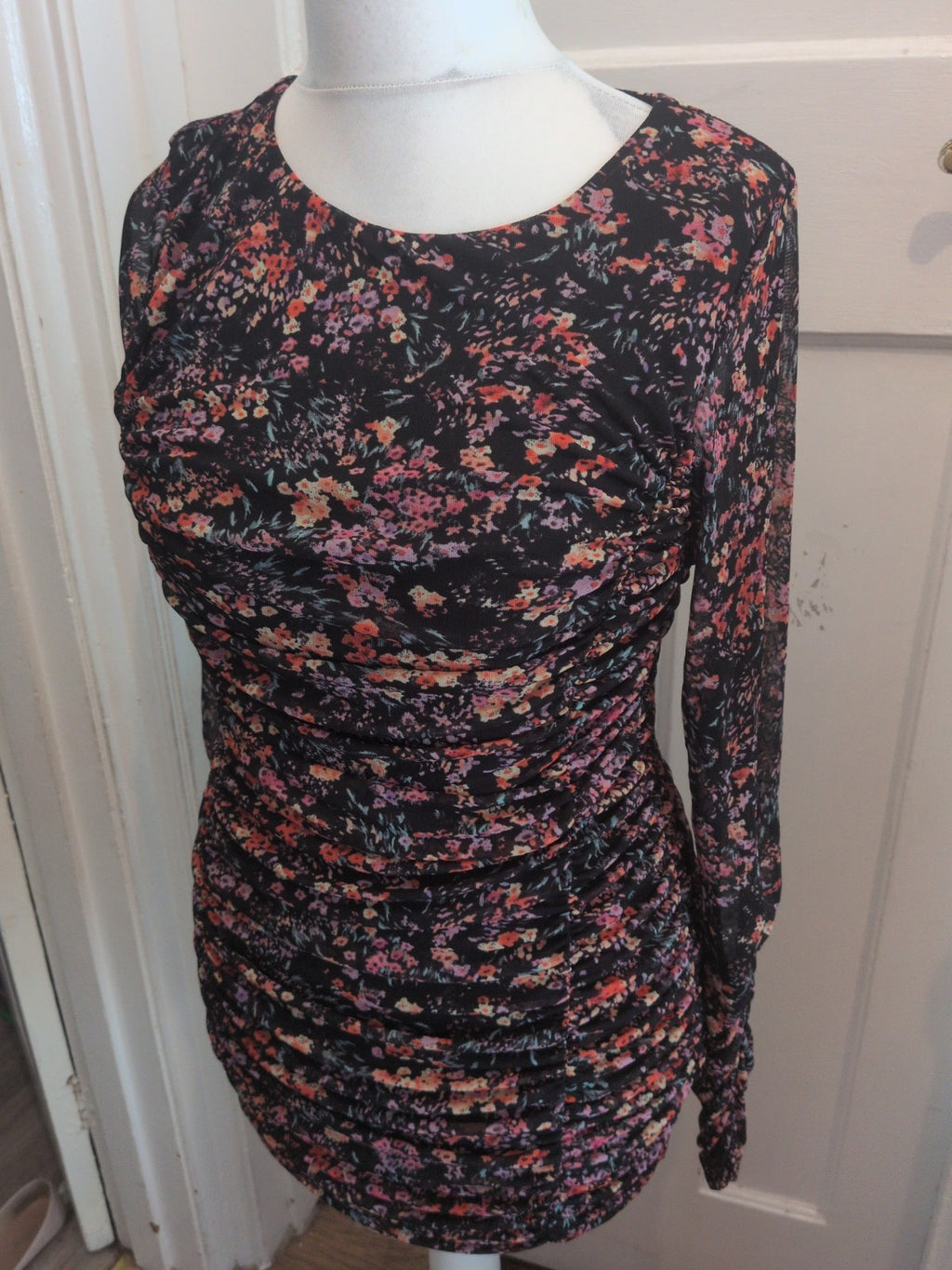 H&M Large Black Floral Long Sleeve Ruched Dress