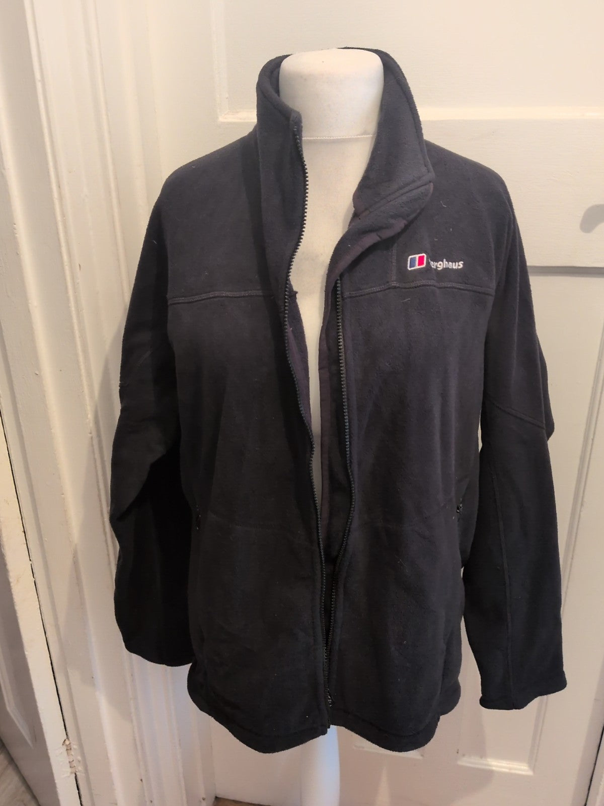 Berghaus Large Black Full Zip Jumper