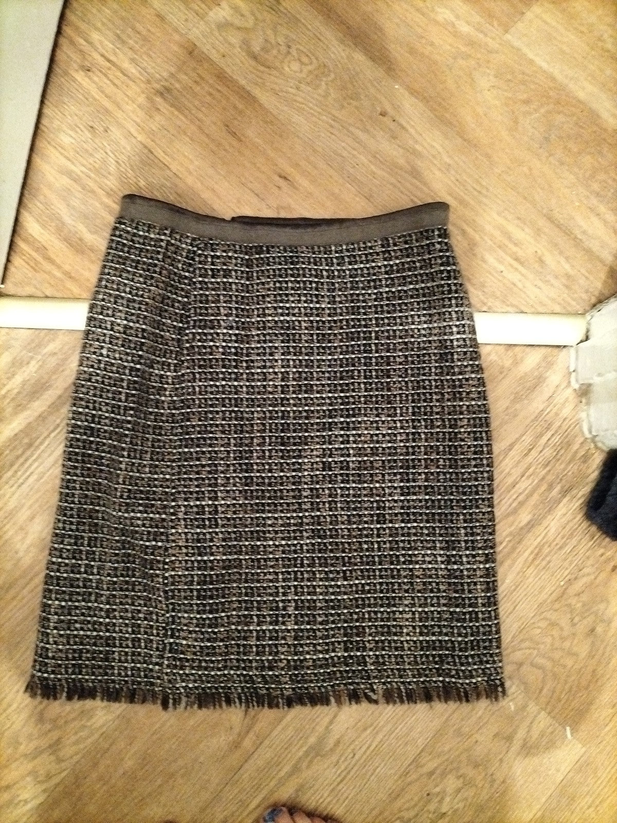 Ladies Intrend Size 14 Brown Rough Hem Lined Skirt