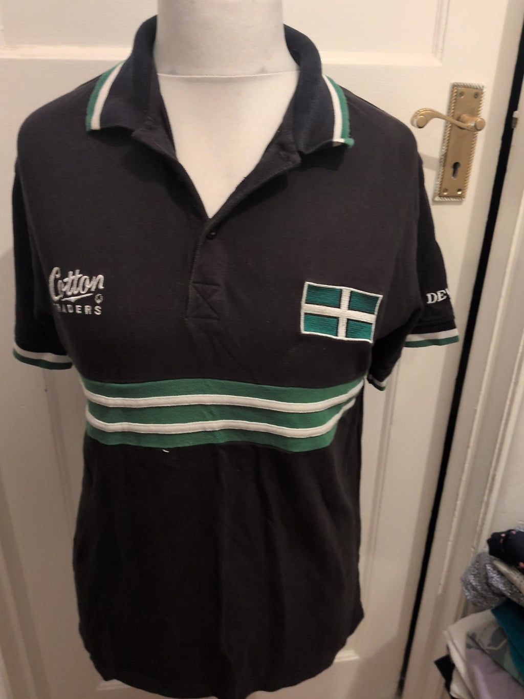 Cotton Traders Medium Black Short Sleeve Polo