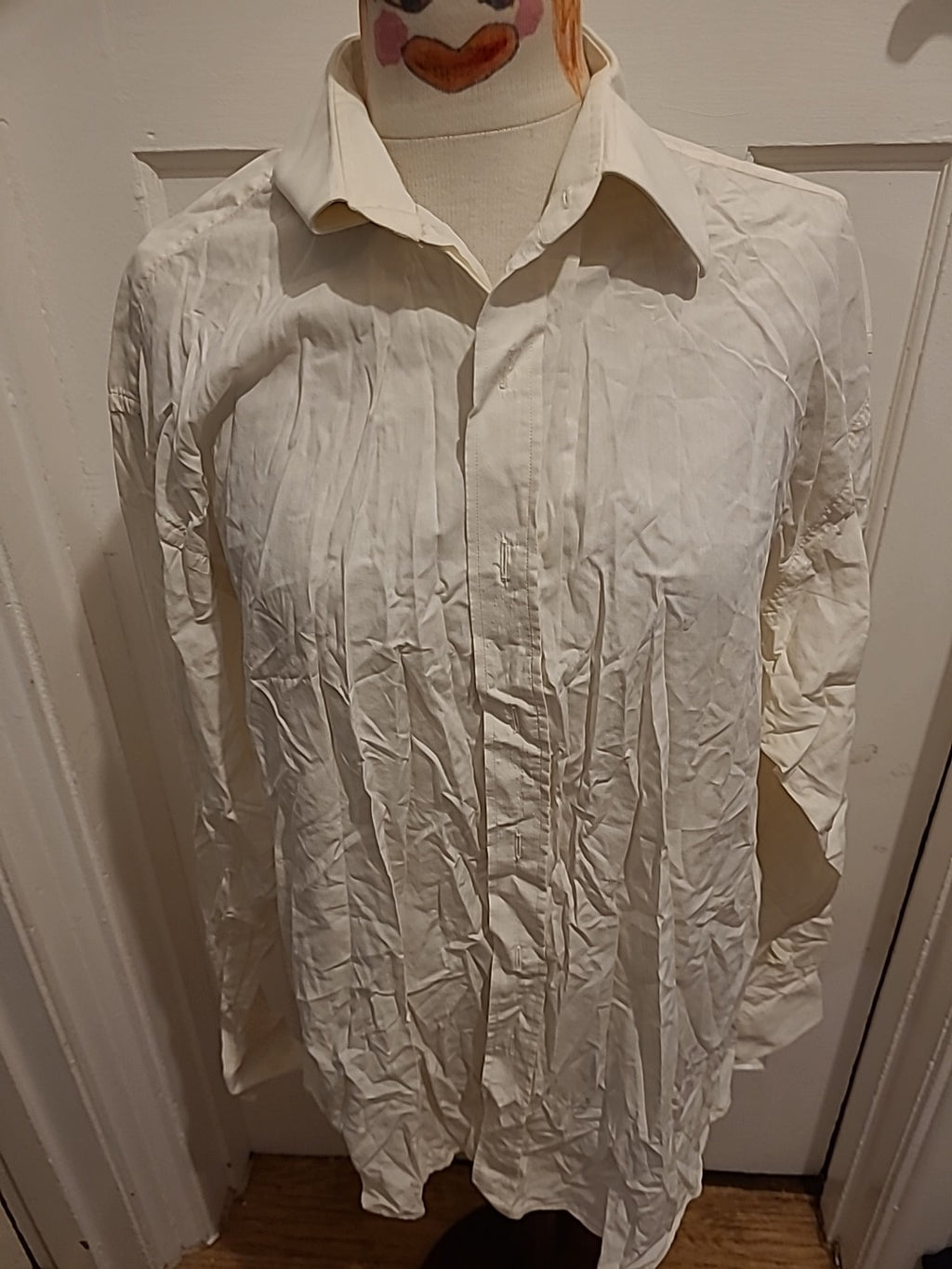 Mens Daks Size 17" Collar White Long Sleeved Shirt