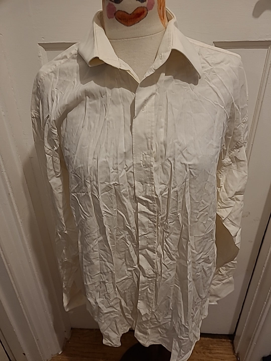Mens Daks Size 17" Collar White Long Sleeved Shirt
