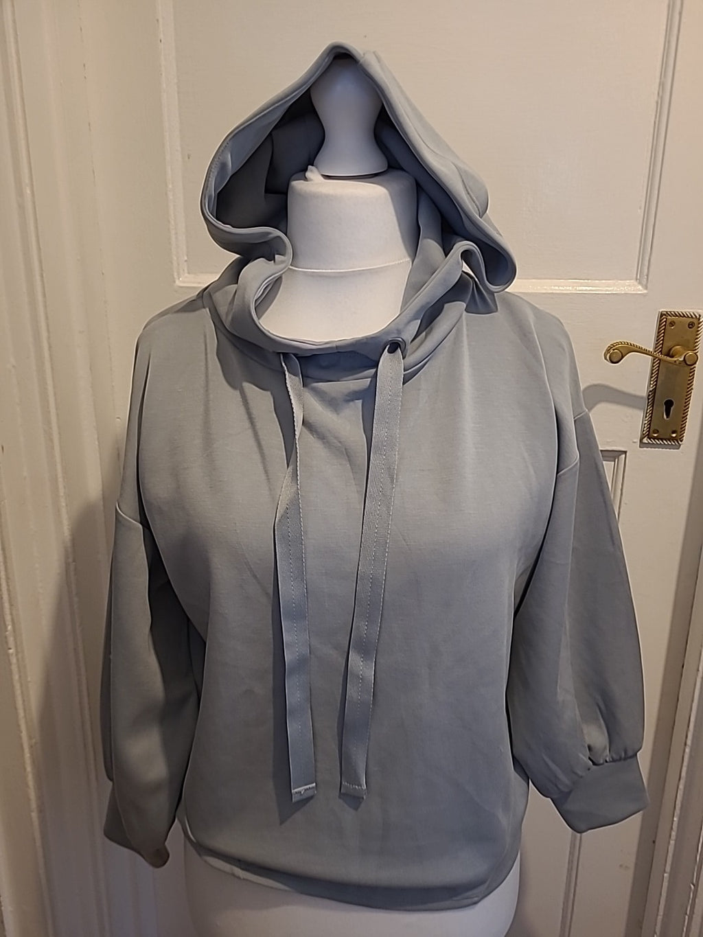 Ladies F&F Size 6 Bluey Grey Pullover Loungewear Top