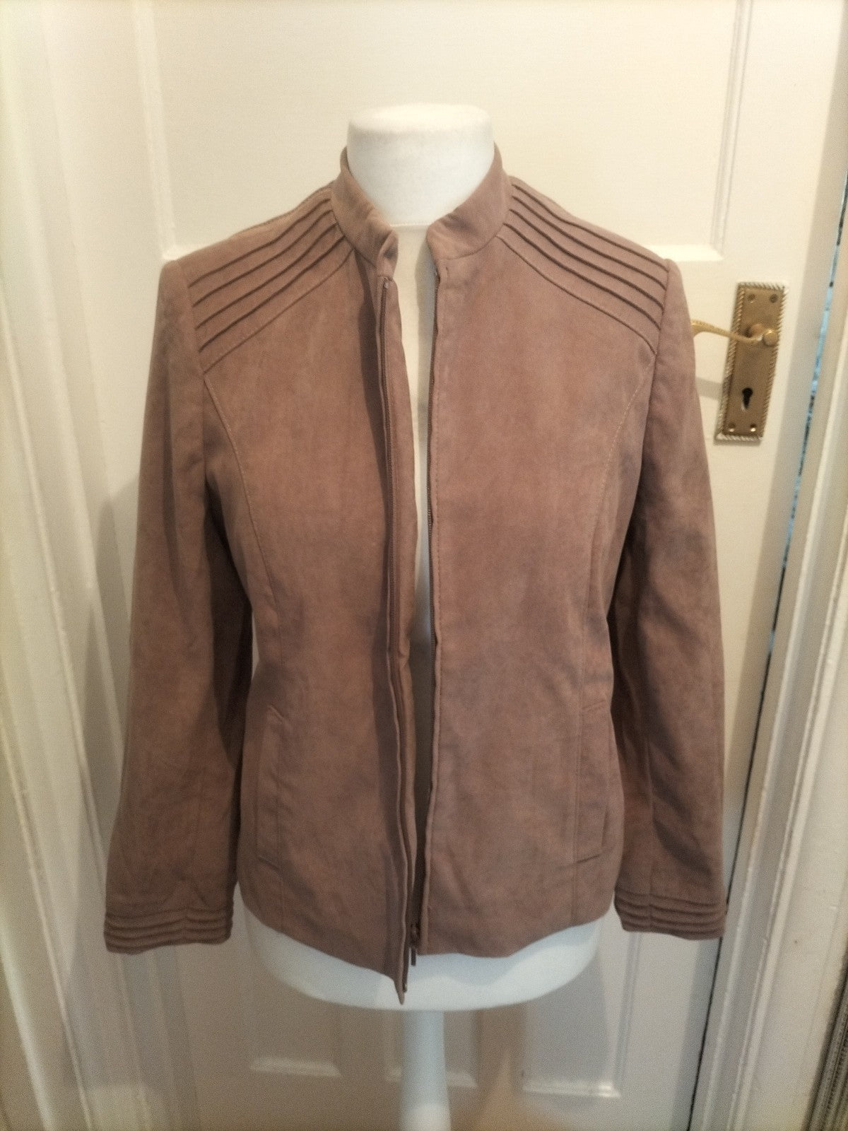 Ladies Isle Size 14 Brown Full Zip Jacket