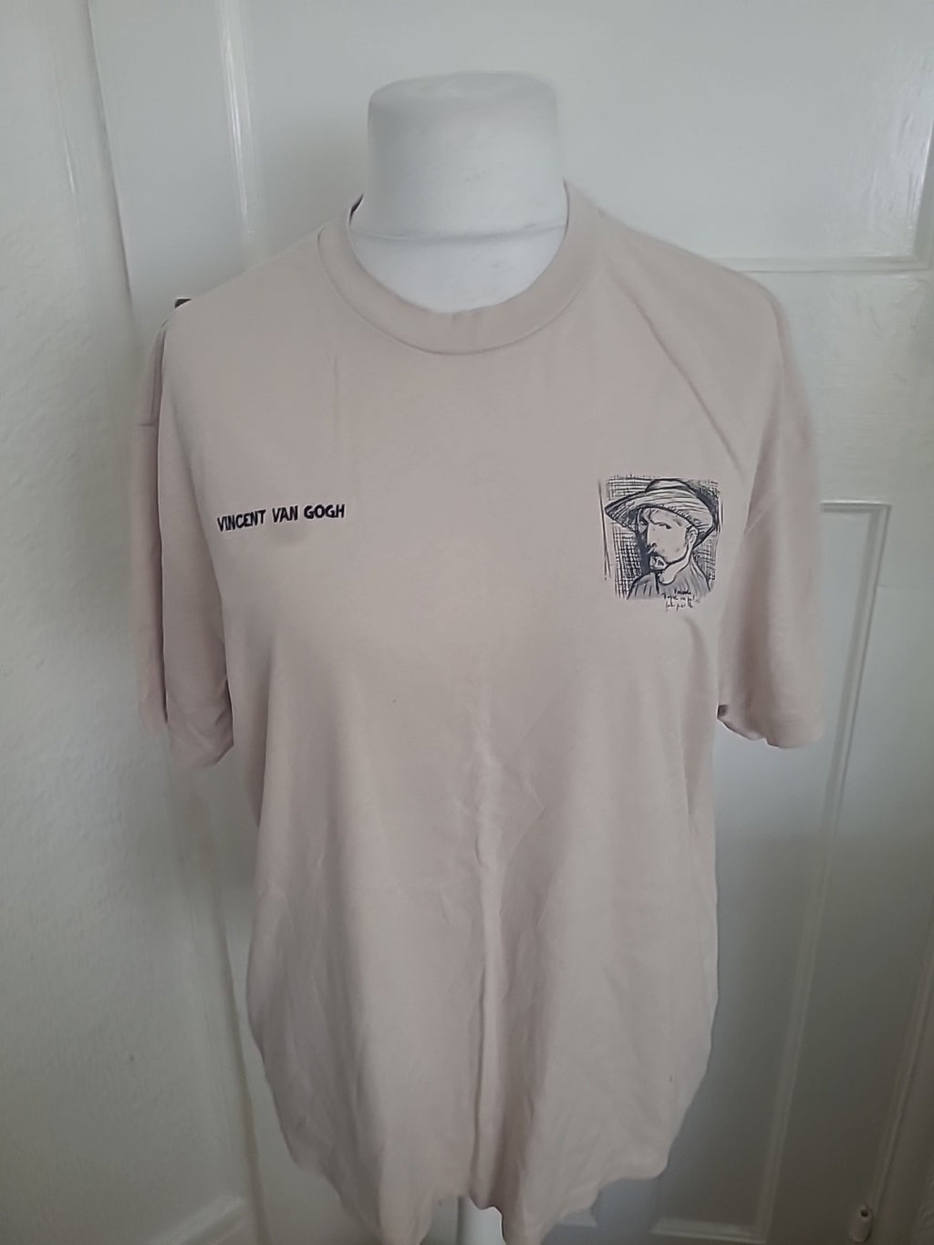 Mens Berskha Size M Beige Vincent Van Gough Tshirt