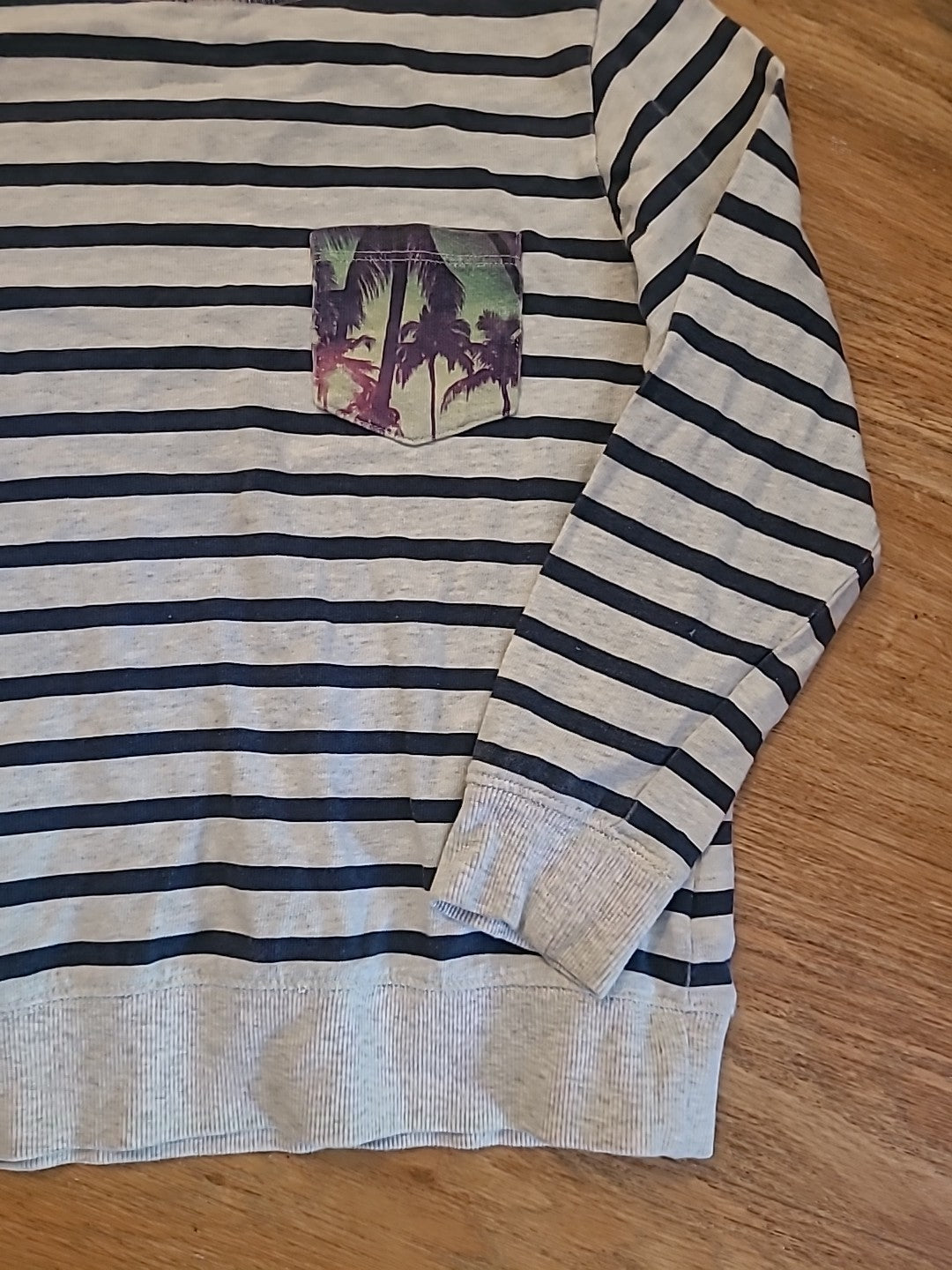 Boys H+M 8-10 Years Grey Navy Striped Tshirt