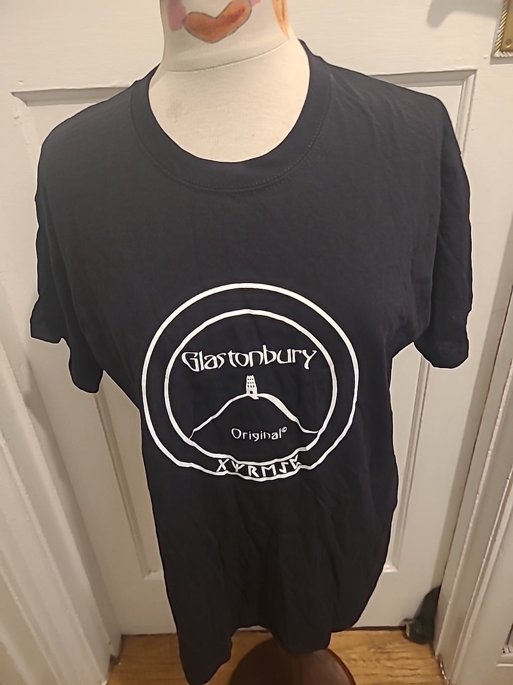 Mens Fruit Of The Loom Size Large Black Glastonbury Short Sleeved Tshirt