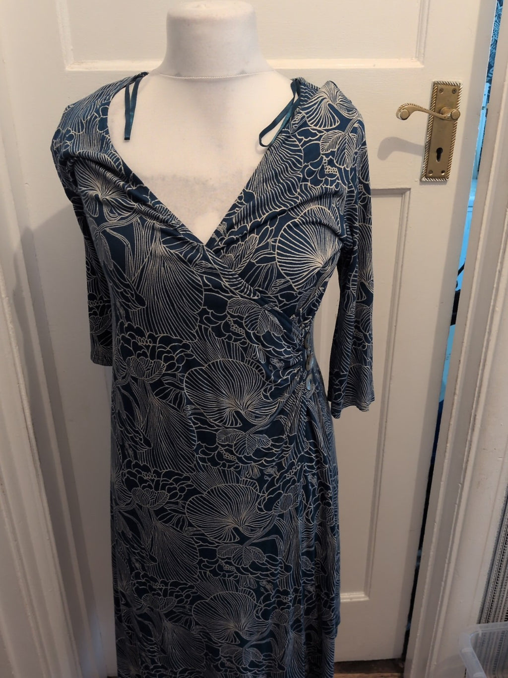 Wallis 16 Petite Teal White Low V Neck Long Sleeve Dress