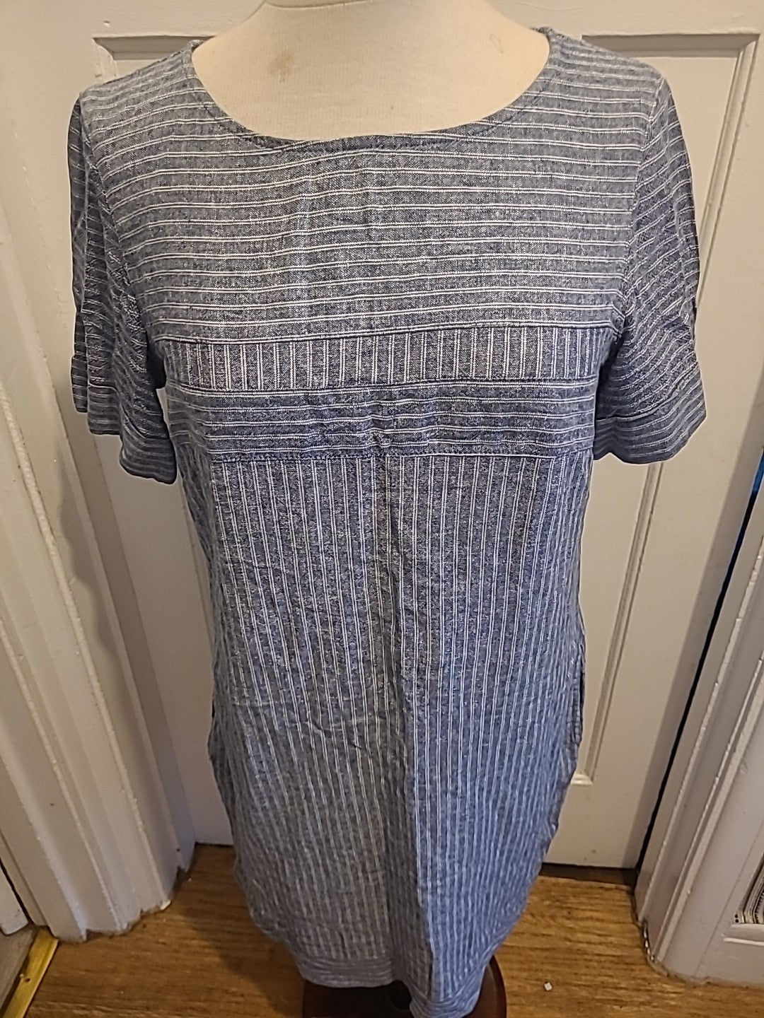 Ladies Next Size 8 Grey White Short Sleeved Stripe Dress