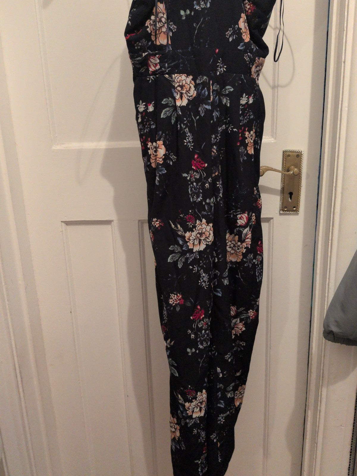 Girls On Film 10 Navy Floral Strappy Jumpsuit