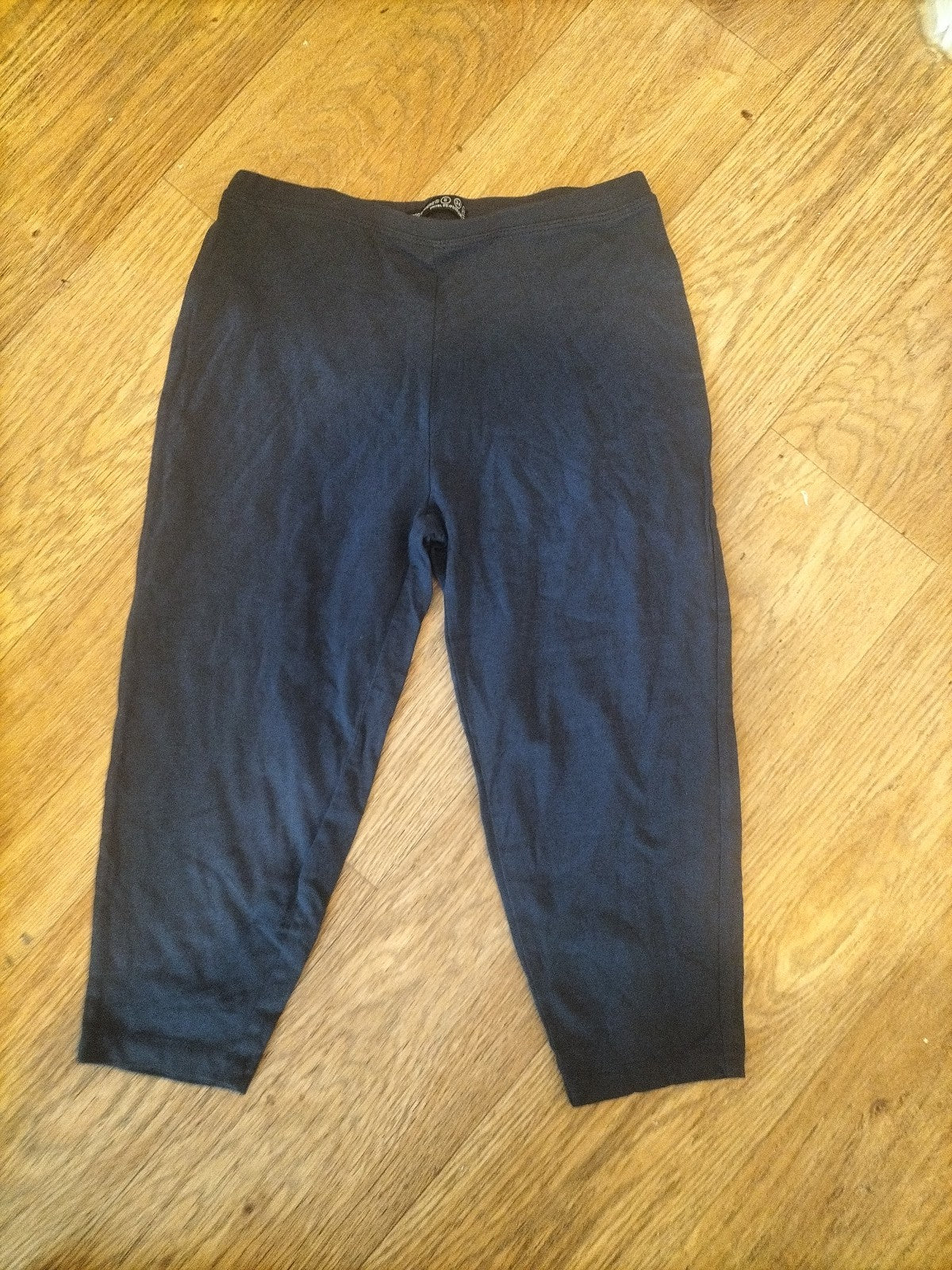 Ladies Primark Size 6 Navy Cropped Legging