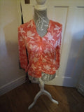 Ladies Classics Size 10 Pink Floral Buttoned Blouse