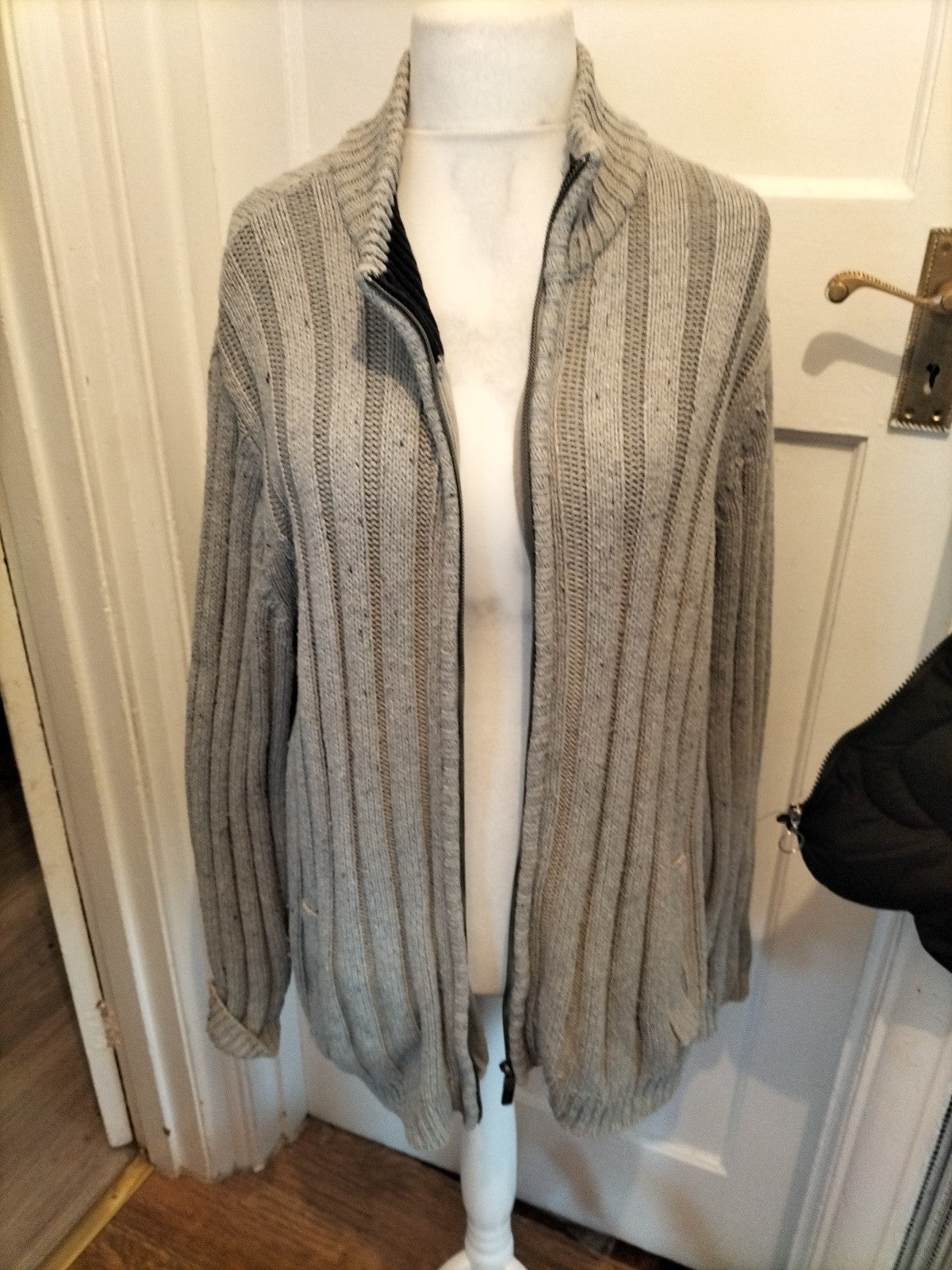 Mens Maine New England Size XL Grey Heavy Full Zip Jumper