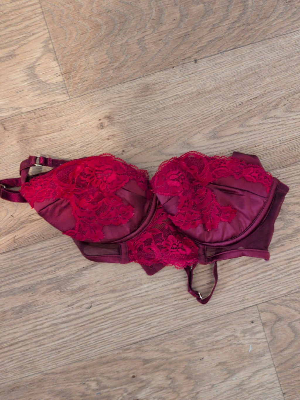 Ann Summers 32b Burgundy Wired Mesh Bra