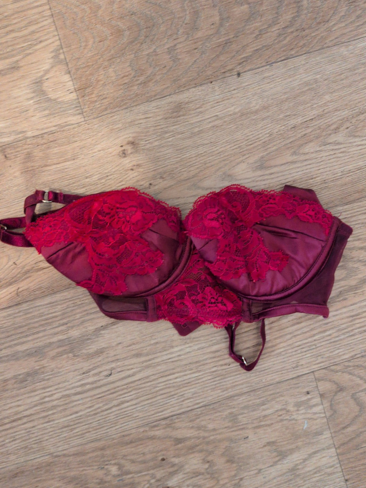 Ann Summers 32b Burgundy Wired Mesh Bra