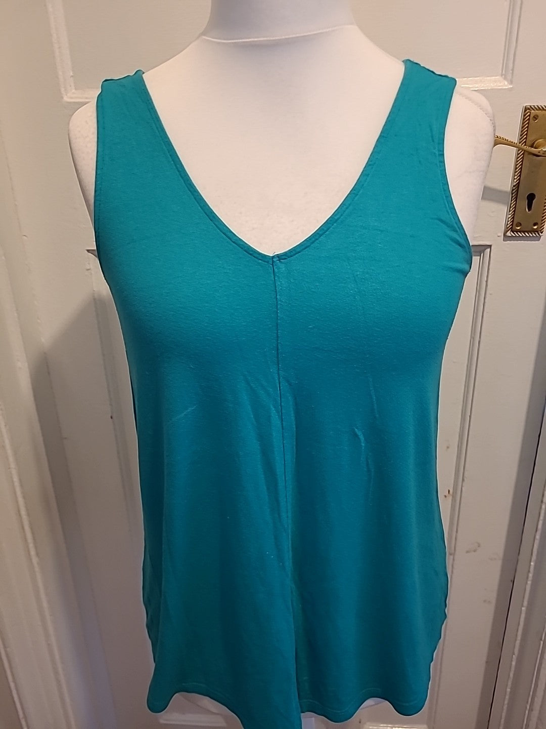 Ladies George Size 10 Green Sleeveless Vest Tank Top