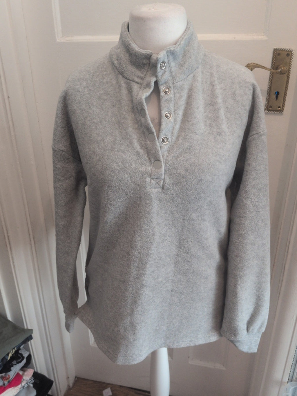 Damart 14-16 Grey Long Sleeve Pullover Jumper