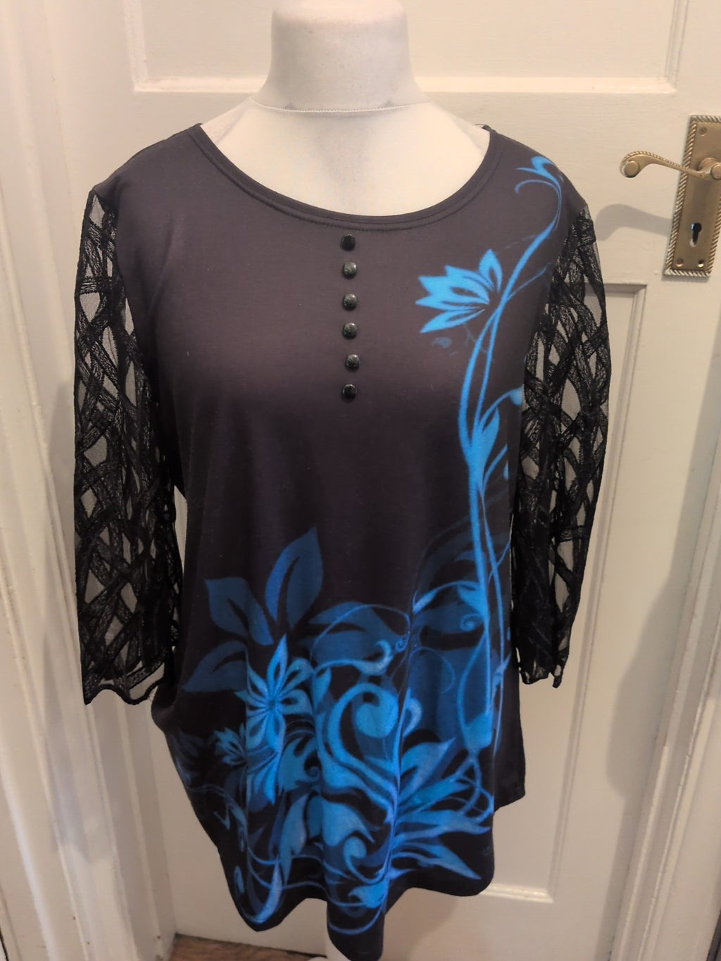 XL Black And Blue Long Lace Sleeve Blouse