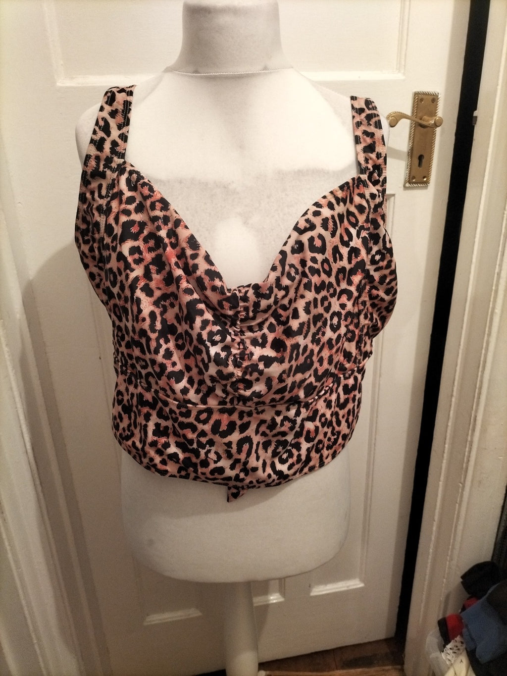 Bloomchic 30 Leopard Print Patterned Sleeveless Top