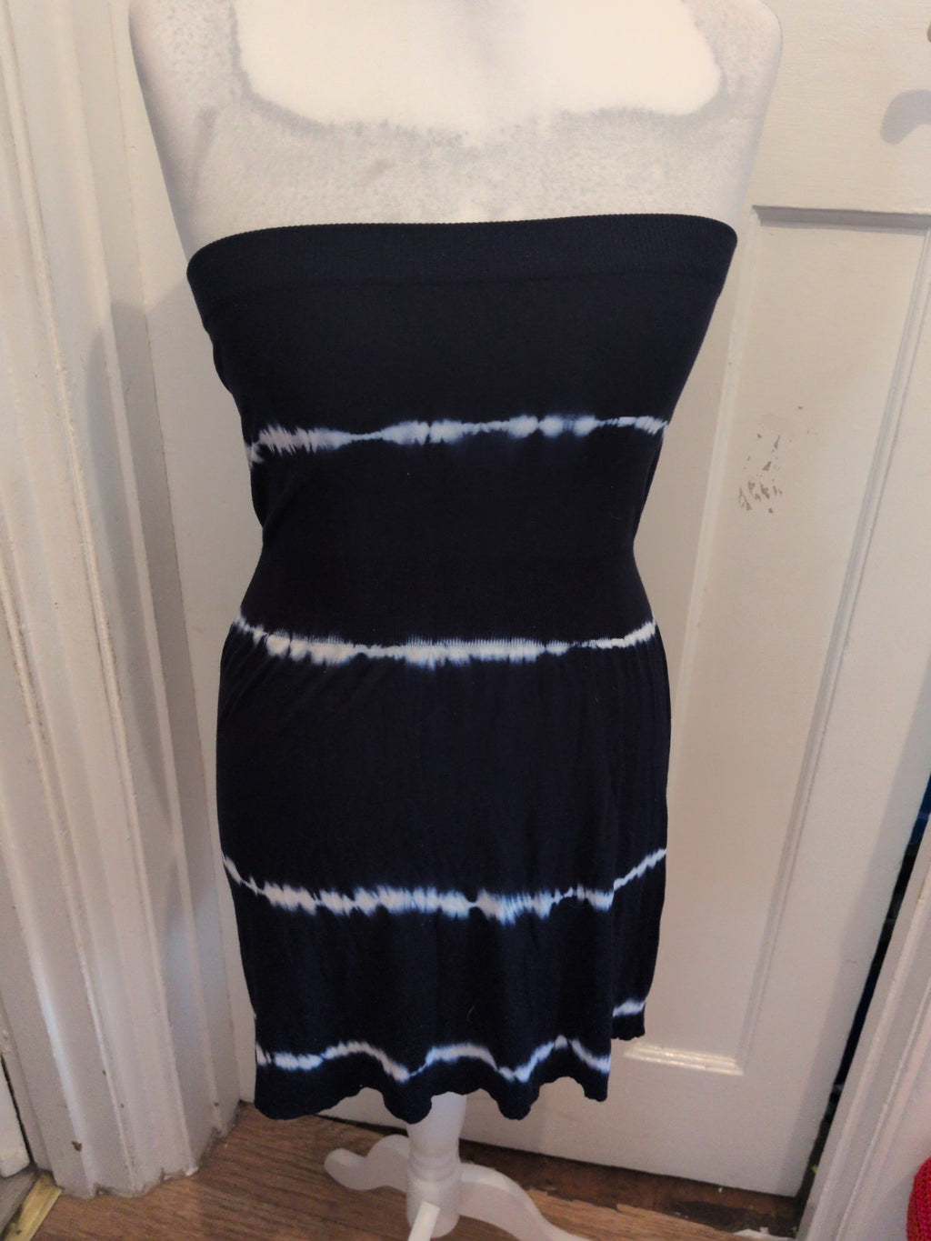 Brand New Ocean Club Navy And White Sleeveless Strapless Dress