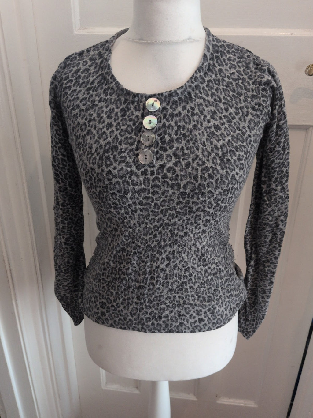 Long Tall Sally 10 Leopard Print Grey Blouse
