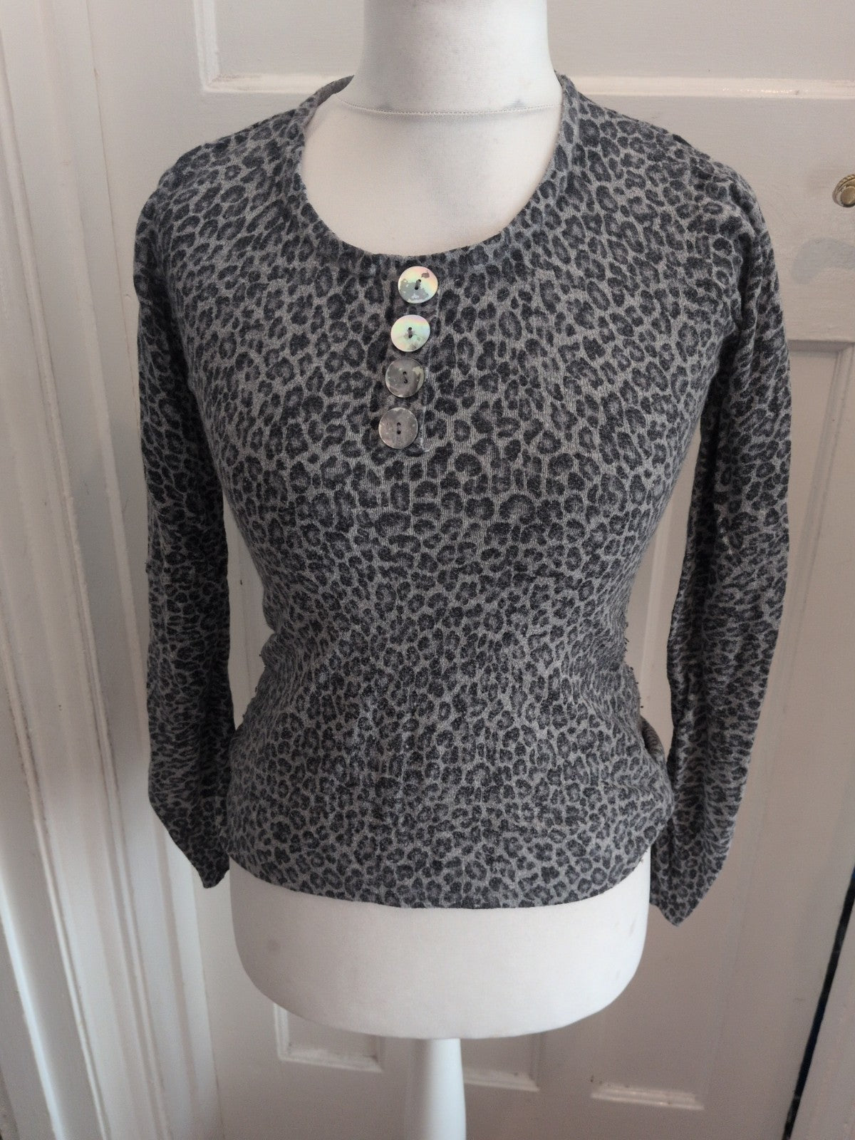 Long Tall Sally 10 Leopard Print Grey Blouse