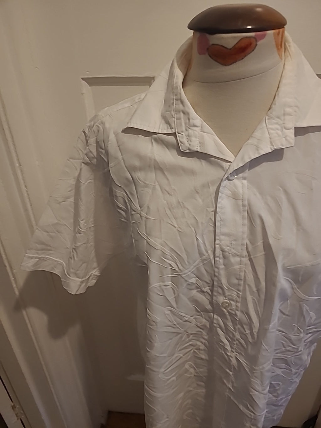 Mens Armando Size Medium White Short Sleeved Shirt
