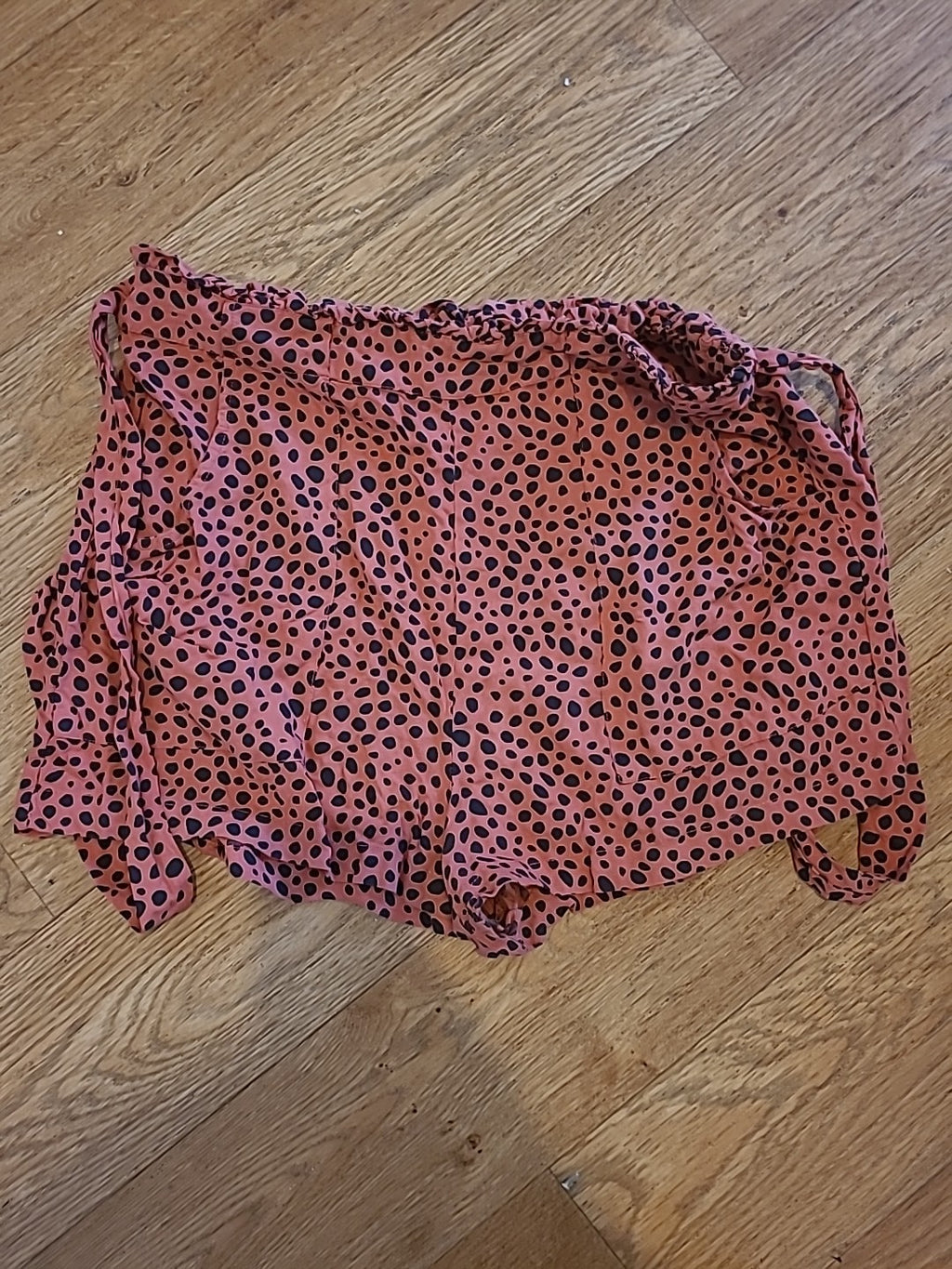 Ladies Primark Size 12 Peach Black Polkadot Elasticated Shorts