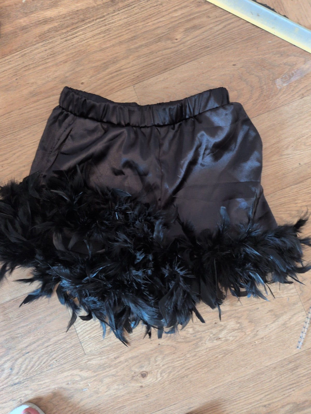 Boohoo 10 Black Sleep Shorts With Feather Detail