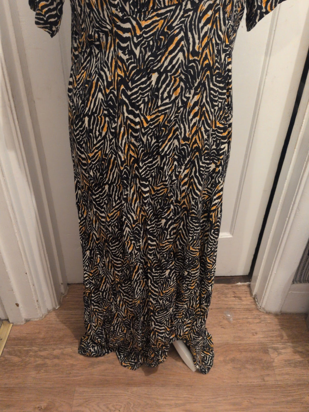 Ladies Next Size 16 Orange Black And Cream Short Sleeve Long Length Dress