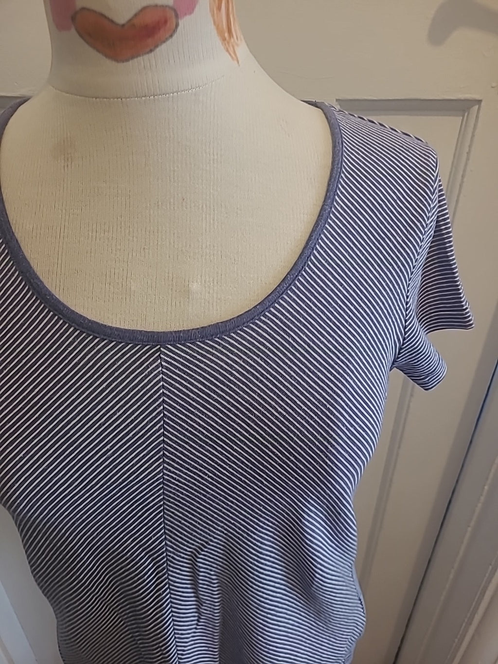 Ladies Thought Size 8 Blue White Striped Short Sleeved Tshirt