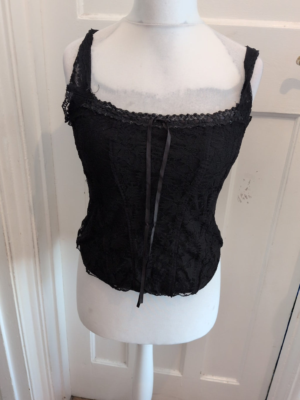 Select 16 Black Sleeveless Lacey Blouse