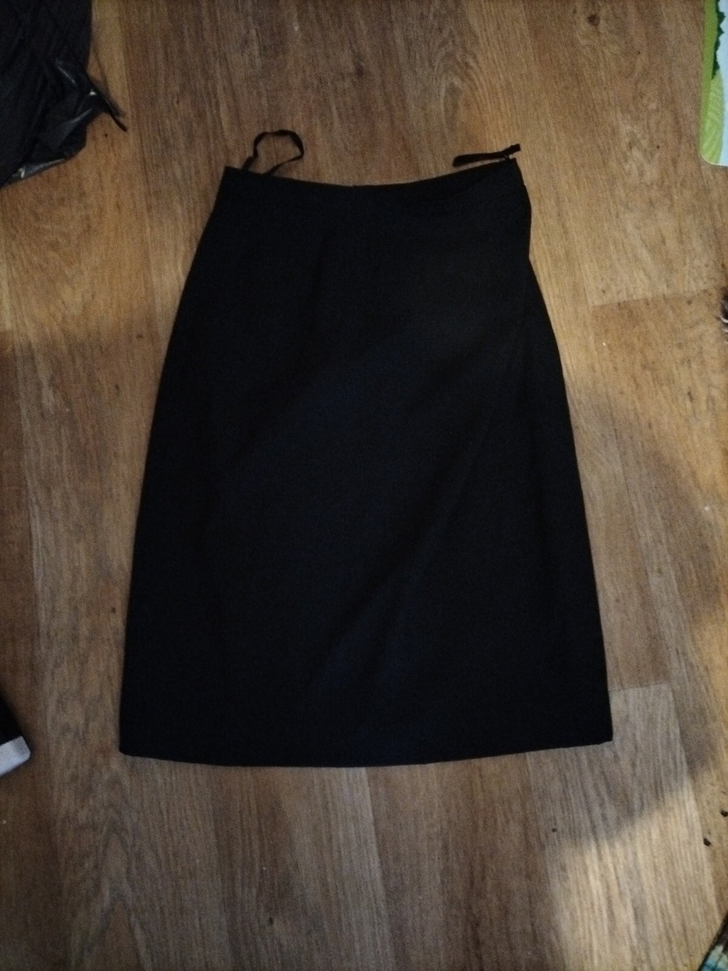Ladies Apart Size 10 Black Lined Skirt