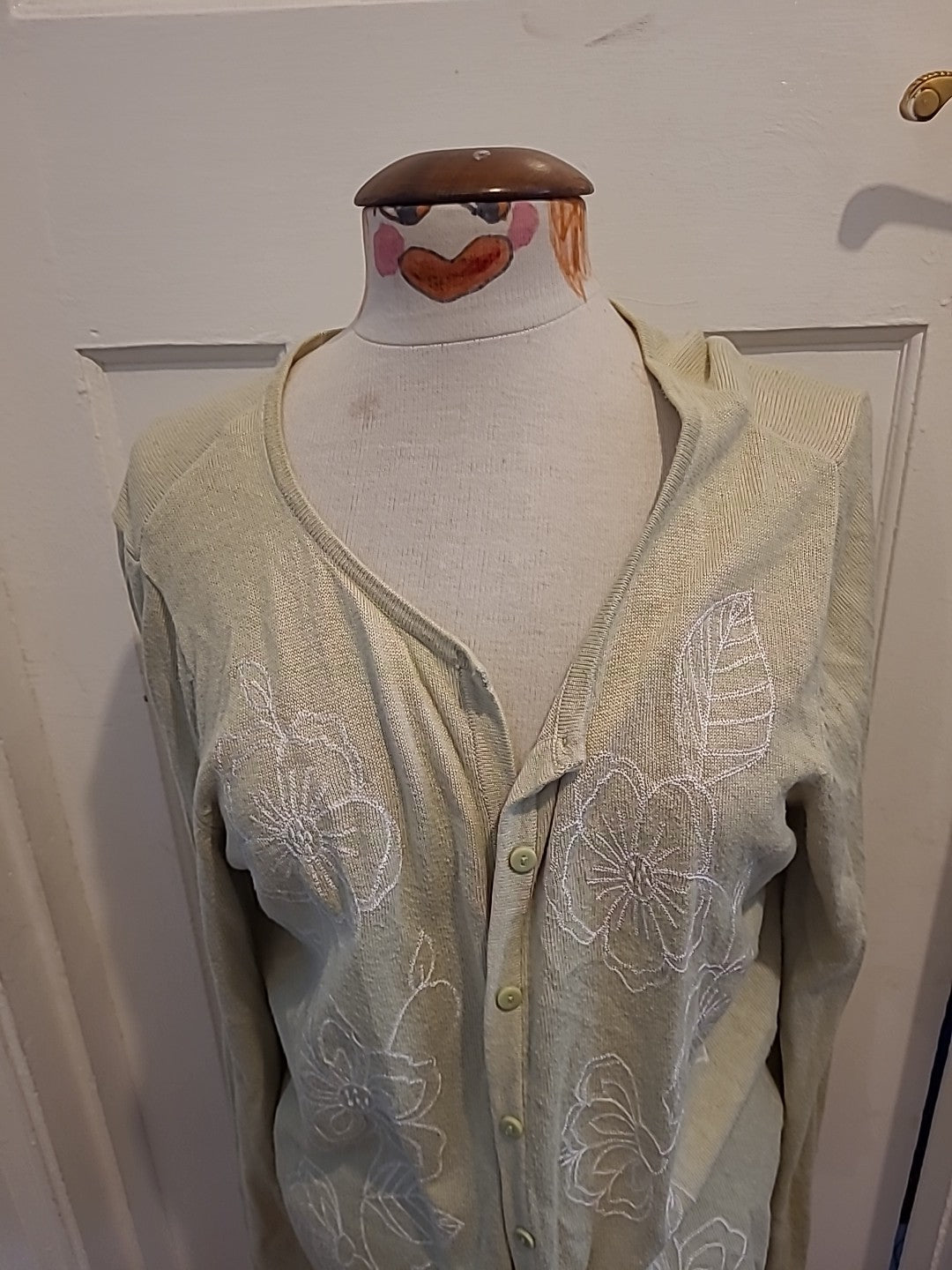Ladies Bonmarche Size Medium Lime/White Floral Embroidery Cardigan