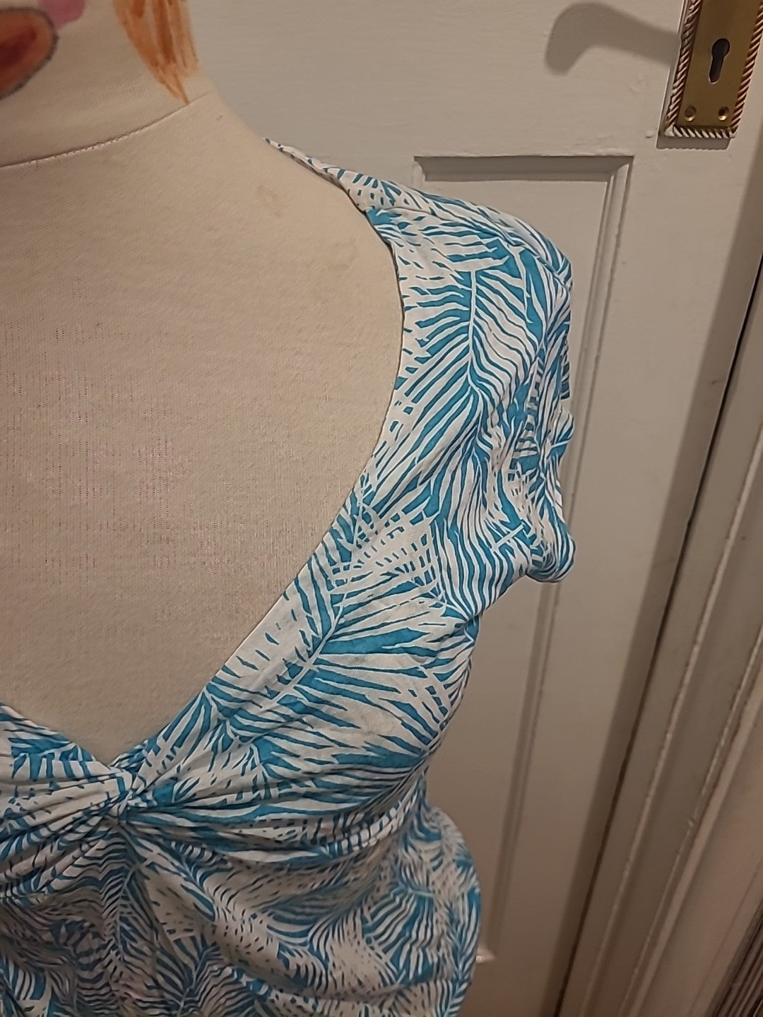 Ladies Laura Ashley Size 12 Turquoise/White Short Sleeved Tshirt