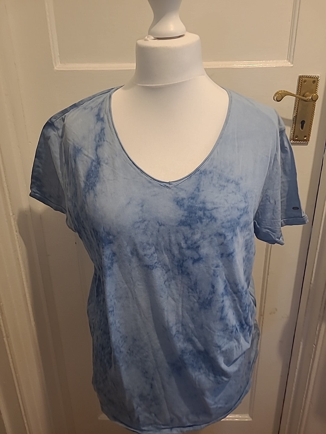 Mens Scotch And Soda Size Large Blue Dye Short Sleeved Tshirt