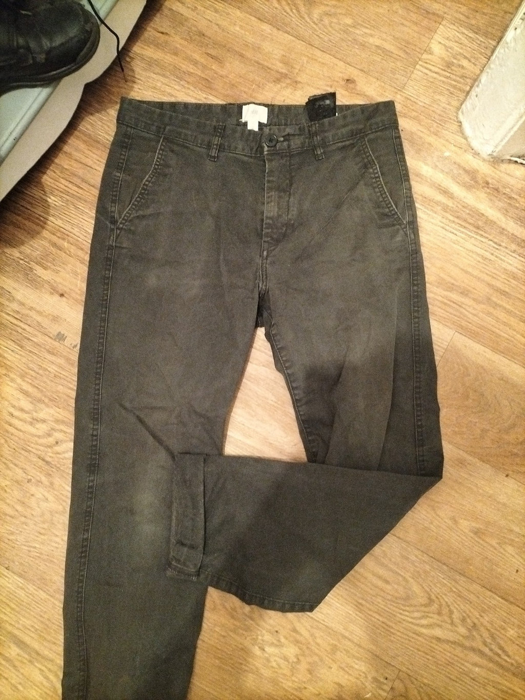 Mens H&M Size 30" Dark Khaki Skinny Jeans