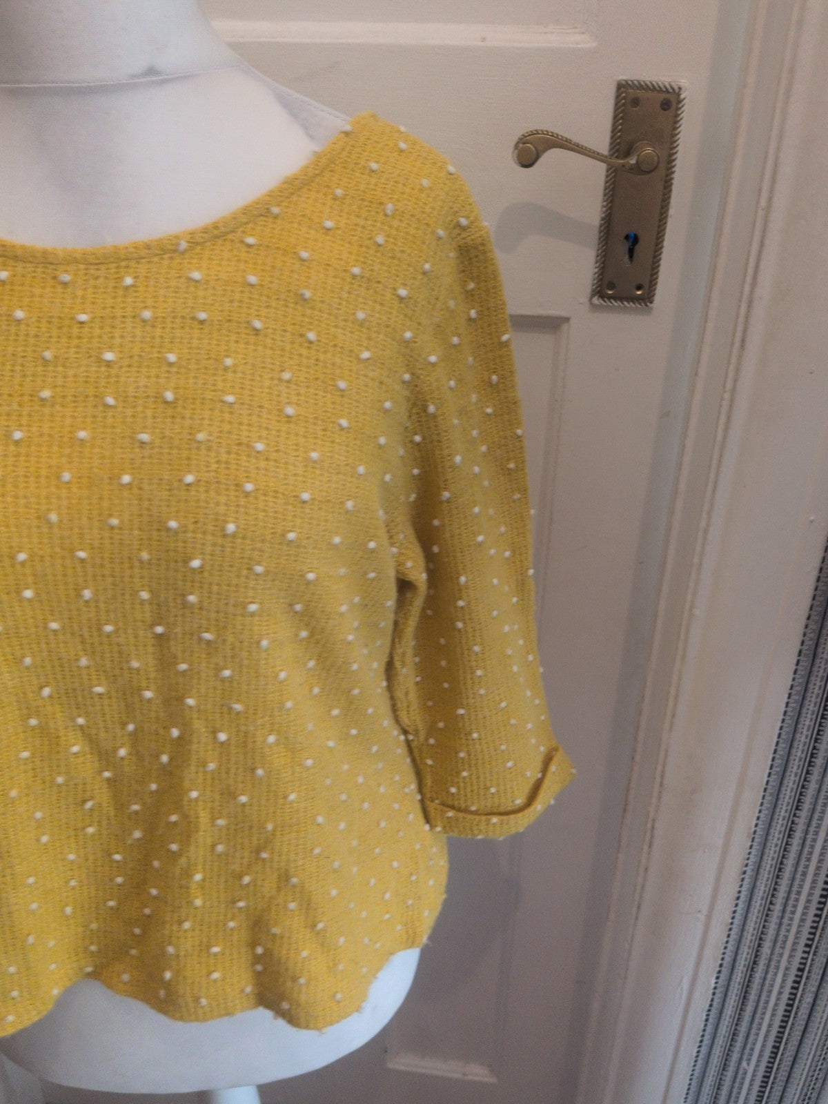 Izabel London 14 Yellow And White 3/4 Sleeve Jumper