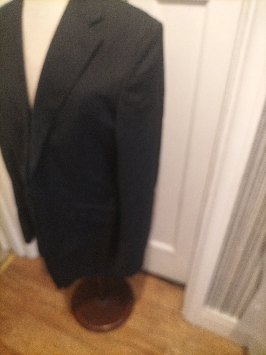 Mens Limehous Size 42L Black Striped Blazer