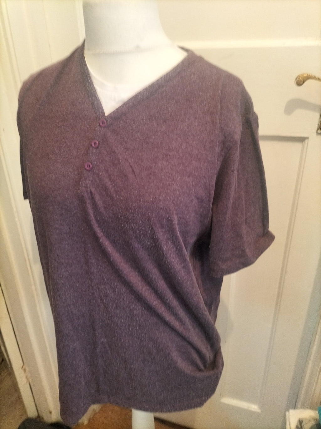 Atlantic Bay Large Purple V Neck Short Sleeved T-shirt Heavy Bobbling