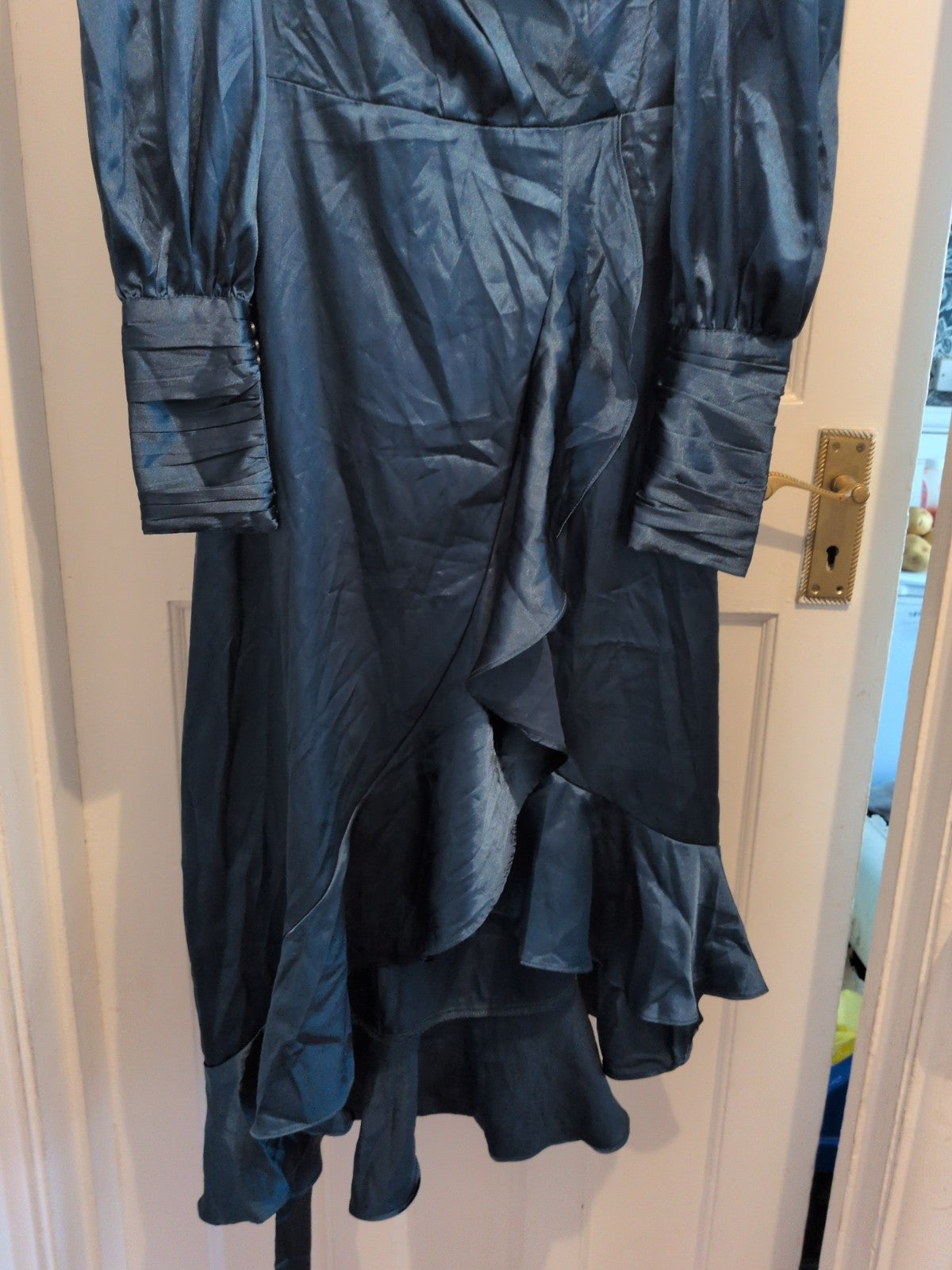 XS Dark Satin Green V Neck Long Sleeve Dress