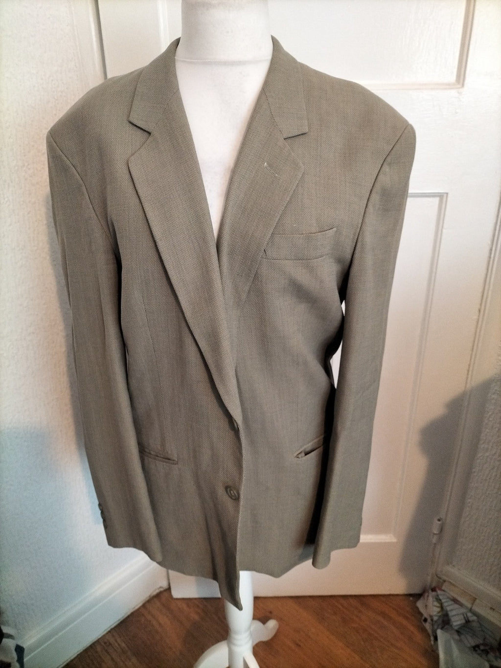 Mens Henry Fox Size 40L Flax/Neutral Padded Tuxedo Jacket