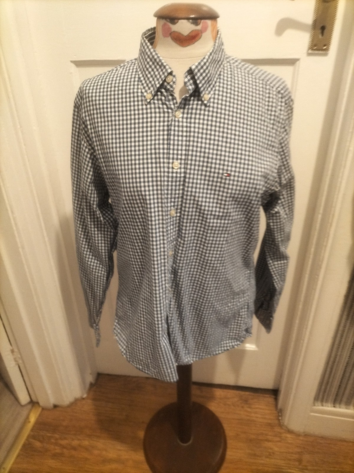 Mens Tommy Hilfiger Size Medium 2 Ply Cotton Long Sleeved Shirt