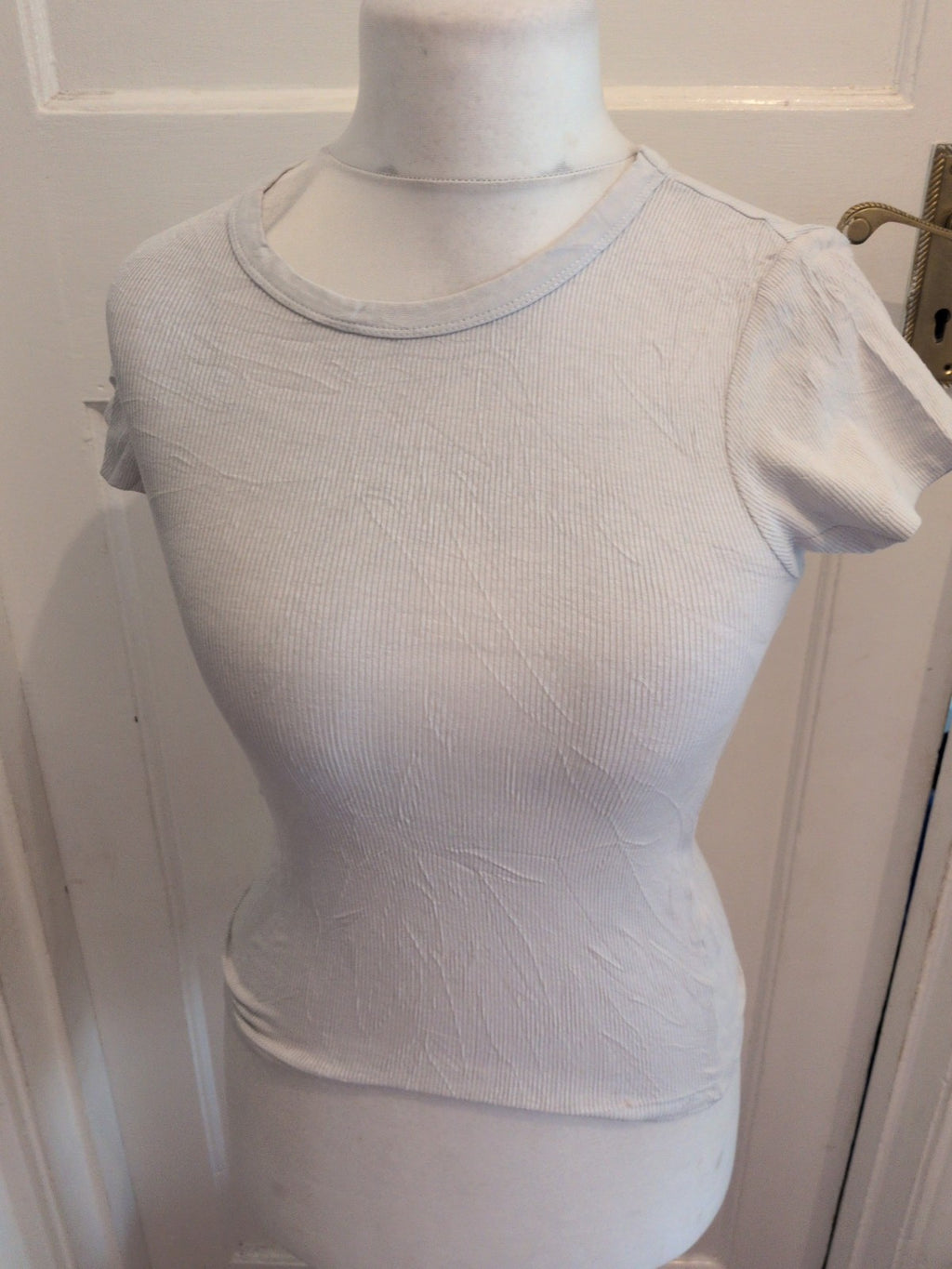 Real Woman Small White Short Sleeve T-shirt