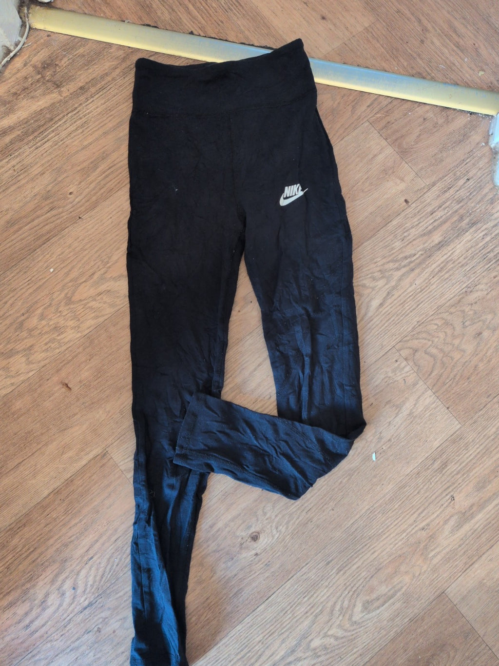 Girls Nike Size Large Tight Fit Black Leggings