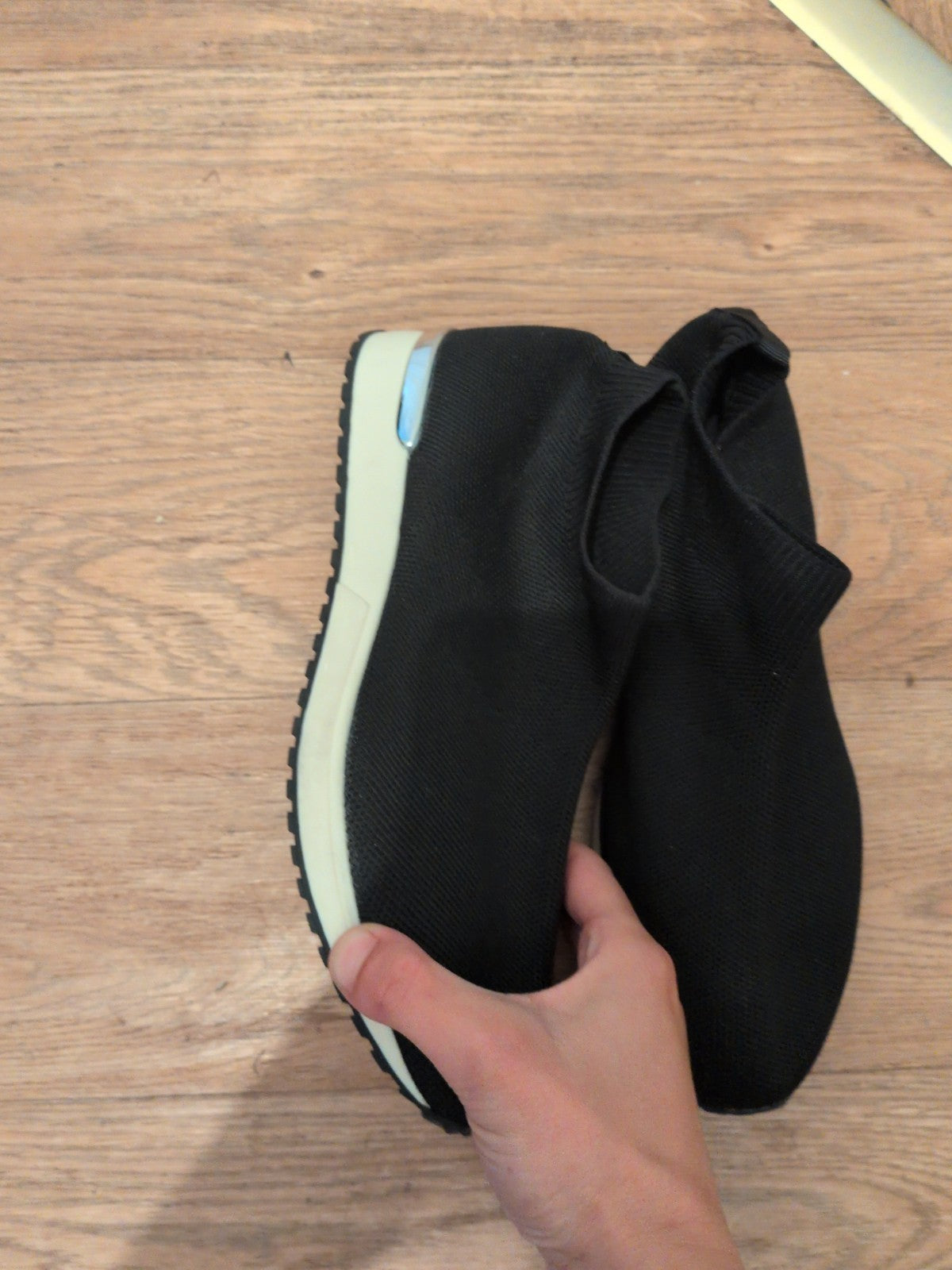 Brand New Cushion Walk UK 6 High Ankle Trainer