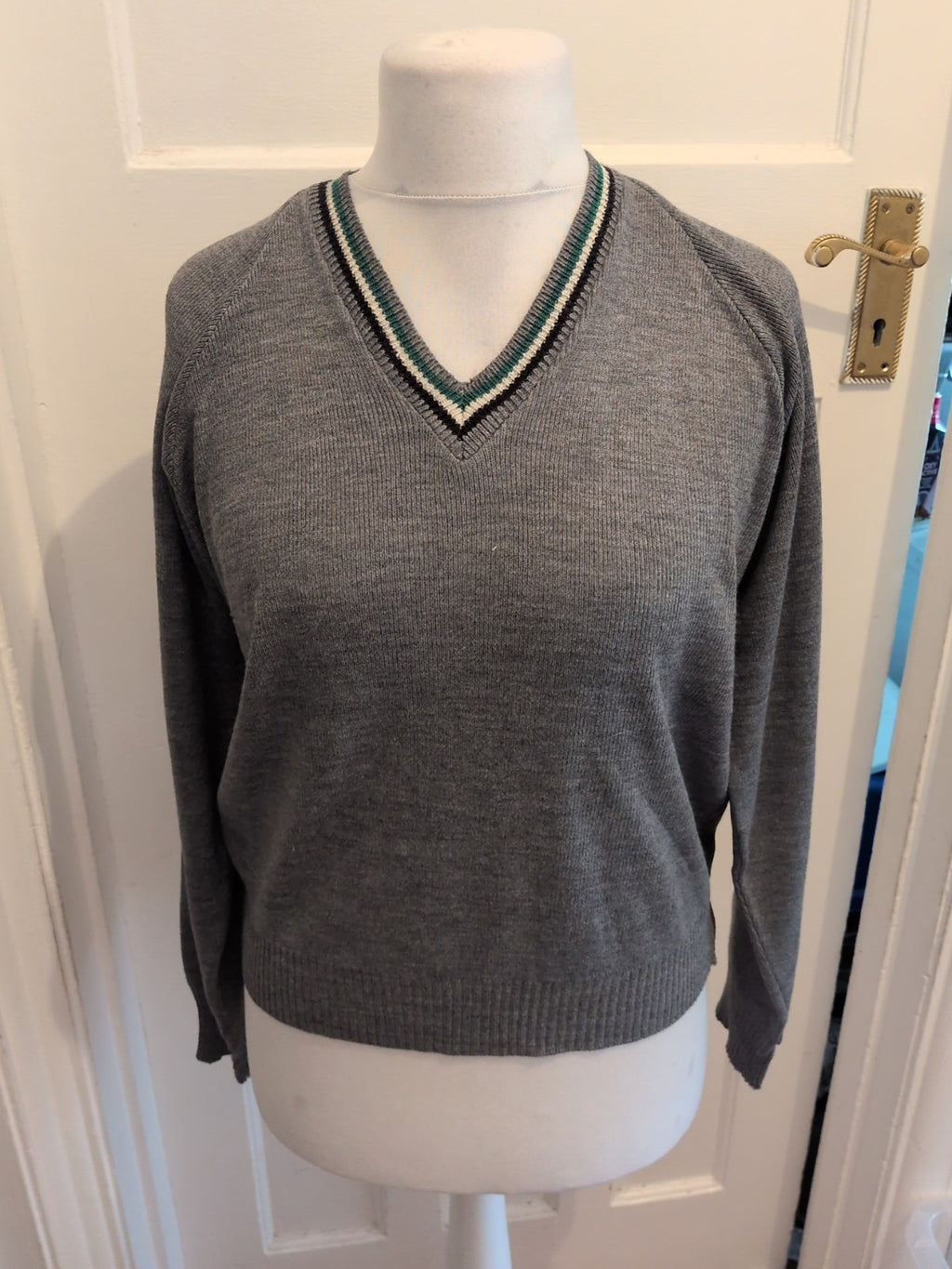Chantry 36" Grey V Neck Long Sleeve Jumper