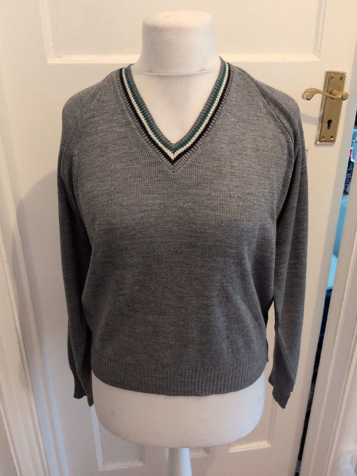 Chantry 36" Grey V Neck Long Sleeve Jumper