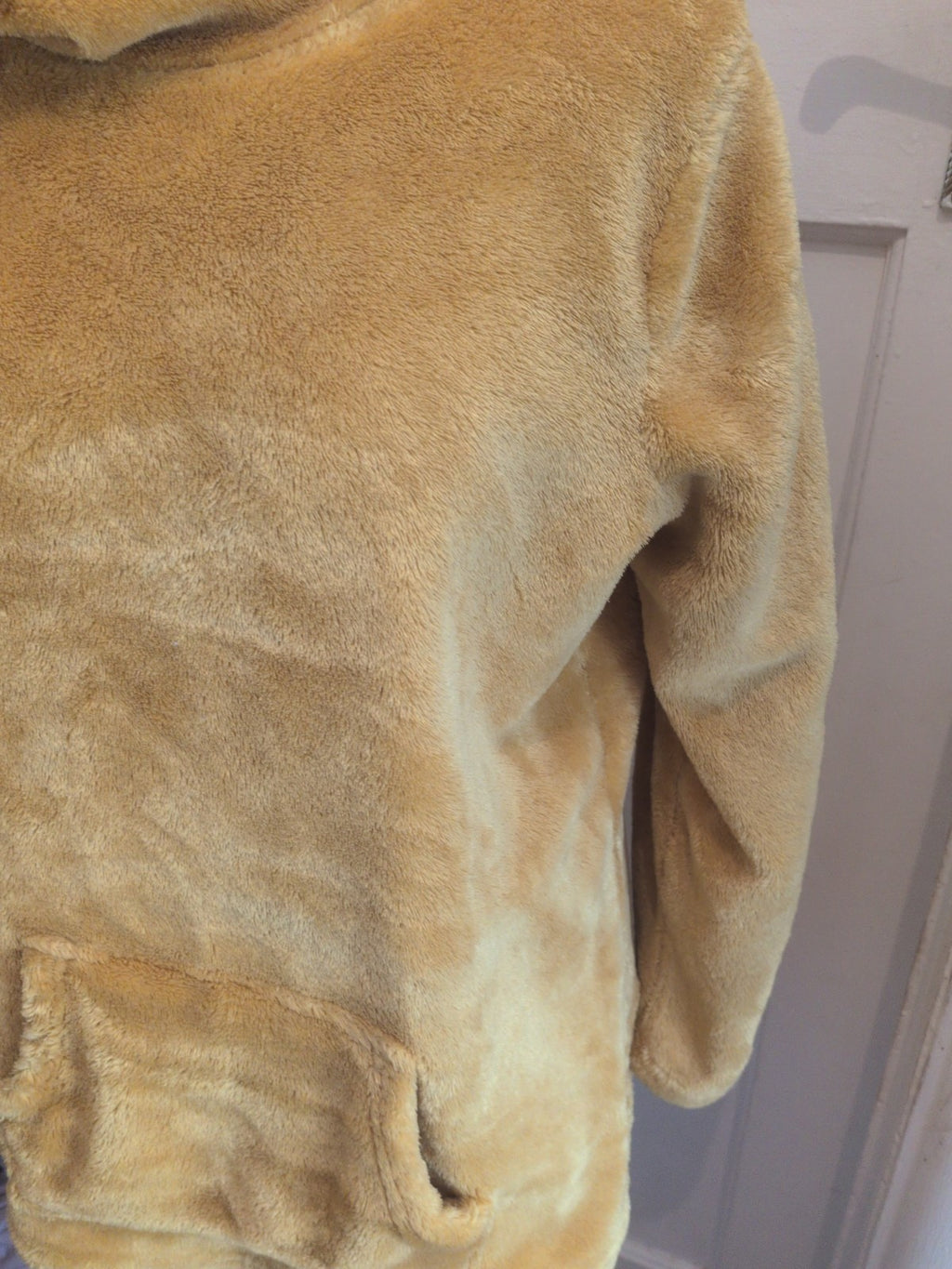Futon Company L/XL Yellow Gold Jumper