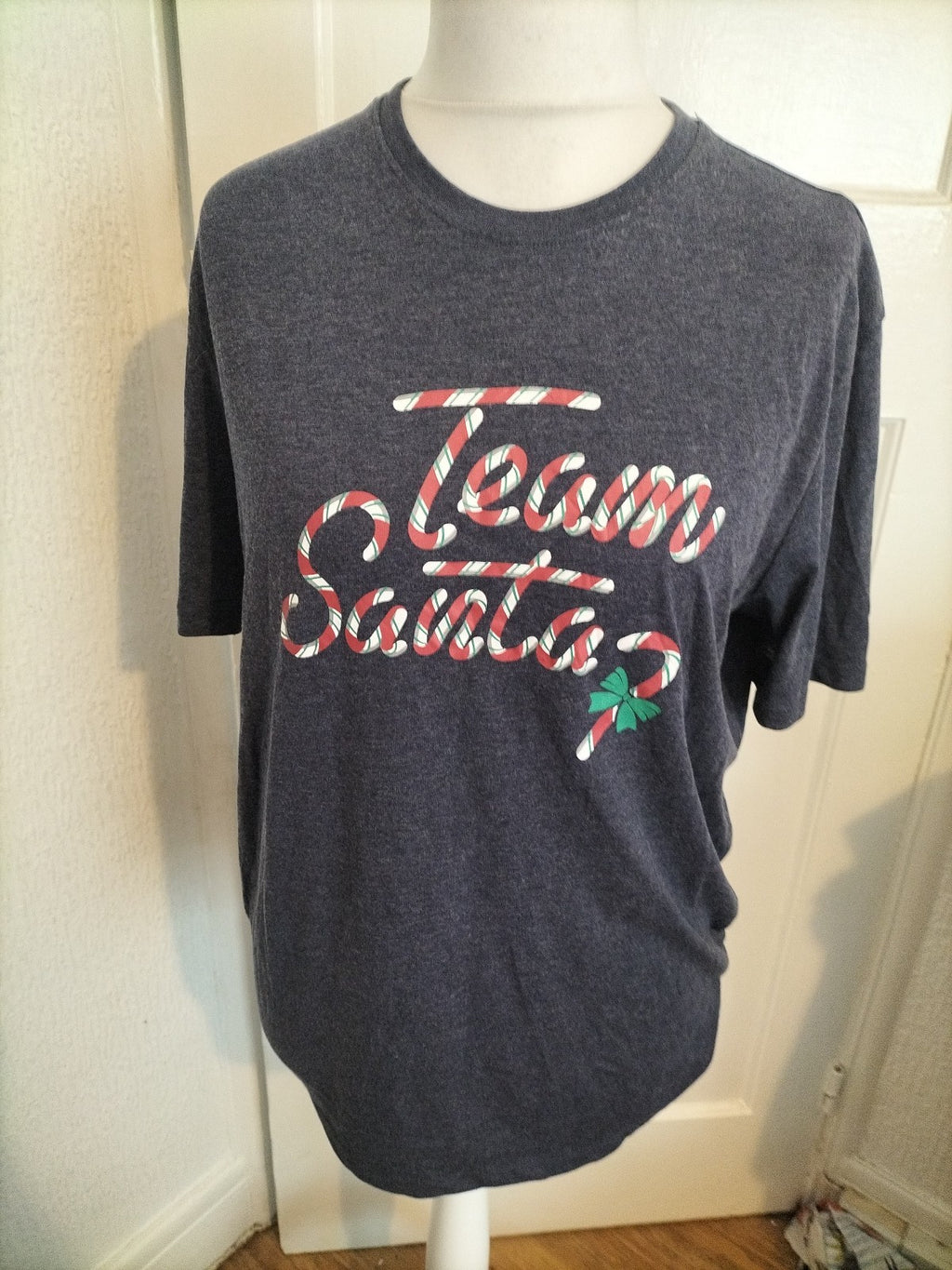 Mens Easy Size M Navy Christmas Short Sleeved Tshirt
